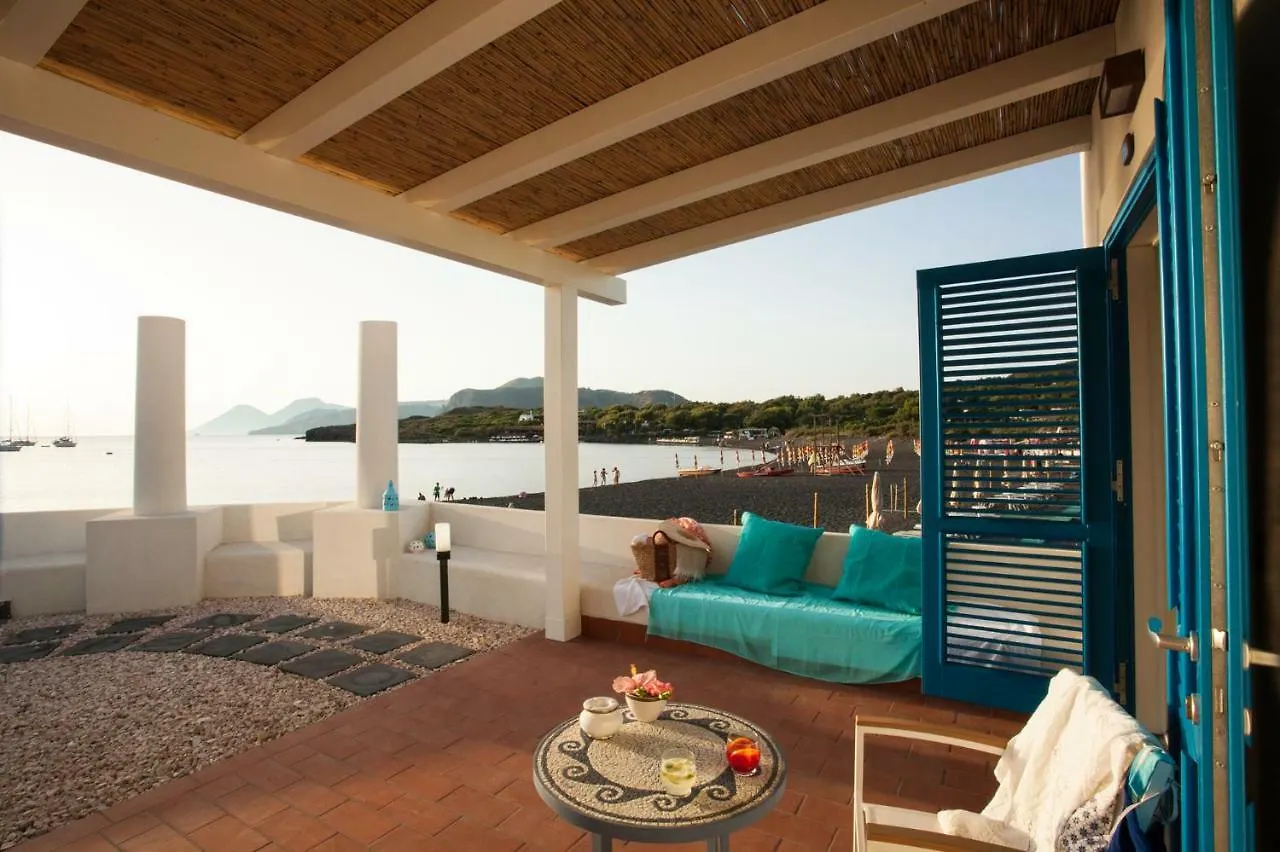 Les Sables Noirs & Spa Vulcano  Otel