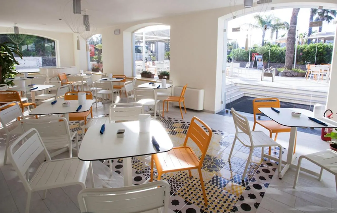 **** Hotel Les Sables Noirs & Spa Vulcano  Itália